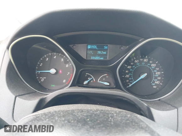 2012 Ford Focus SE with VIN 1FAHP3F27CL112277, listed as a IAAI auction lot 42053243 with 104,885 mi miles. Bid and sale history available at carsss.com. Image 7.