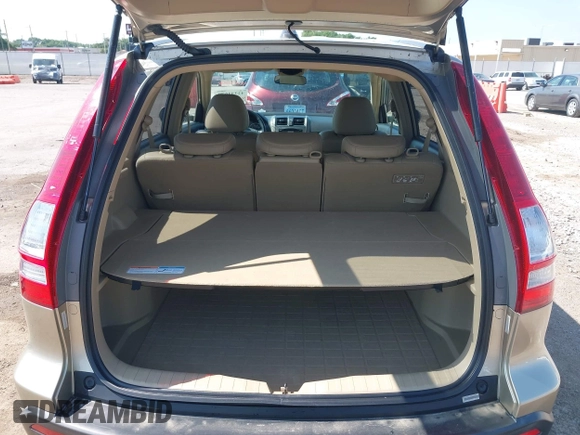 2007 Honda CR-V EX-L z VIN JHLRE387X7C038133, wystawiony jako IAAI lot #42341678 z przebiegiem 204 857 mil mil oraz . Historia ofert i sprzedaży dostępna na DreamBid. Obrazek 17.