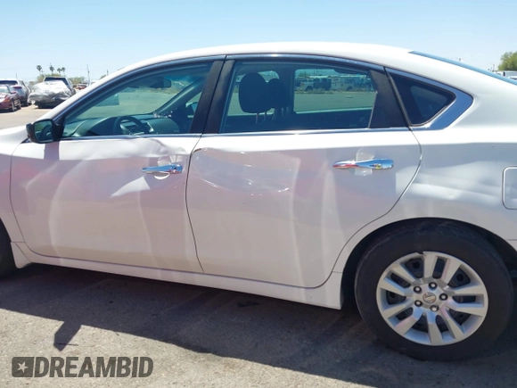 2018 Nissan Altima 2.5 SR with VIN 1N4AL3AP6JC299492, listed as a IAAI auction lot 42137817 with 109,367 mi miles. Bid and sale history available at carsss.com. Image 15.