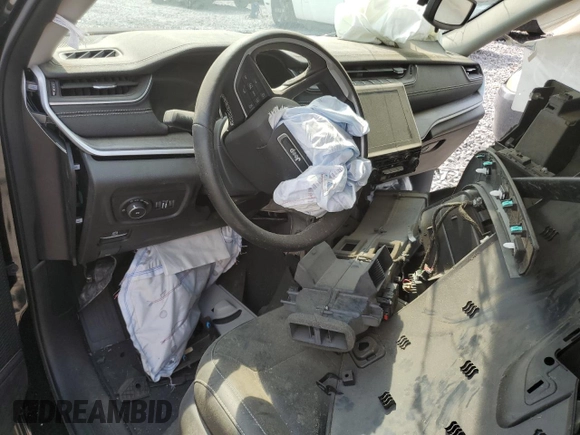 2022 Jeep Grand Cherokee Limited z VIN 1C4RJKBGXN8563673, wystawiony jako Copart lot #62004665 z przebiegiem 5 010 mil mil oraz Szkoda całkowita • Salvage title. Historia ofert i sprzedaży dostępna na DreamBid. Obrazek 8.