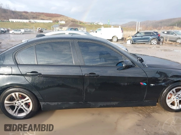 2008 BMW 3 Series 328i with VIN WBAVA33518KX87050, listed as a IAAI auction lot 40961613 with 189,357 mi miles and . Bid and sale history available at DreamBid. Image 13.