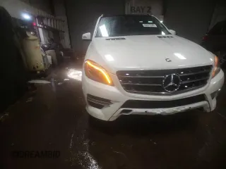2015 Mercedes-Benz M 400 with VIN 4JGDA5GB0FA535623, listed as a Copart auction lot 45979705 with 115,592 mi miles and Salvage Title. Bid and sale history available at DreamBid. Image 14.