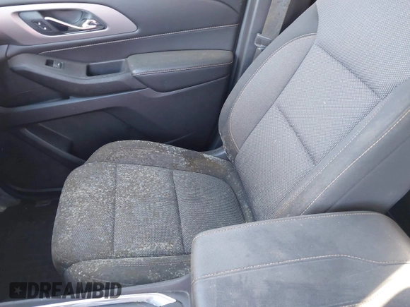 2019 Chevrolet Traverse LS with VIN 1GNEVFKW2KJ163247, listed as a IAAI auction lot 41253155 with 1 mi miles. Bid and sale history available at carsss.com. Image 6.