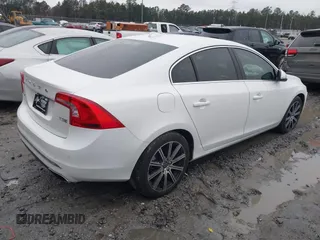 2017 Volvo S60 Inscription with VIN LYV402HKXHB148240, listed as a IAAI auction lot 41618292 with 77,870 mi miles. Bid and sale history available at carsss.com. Image 4.