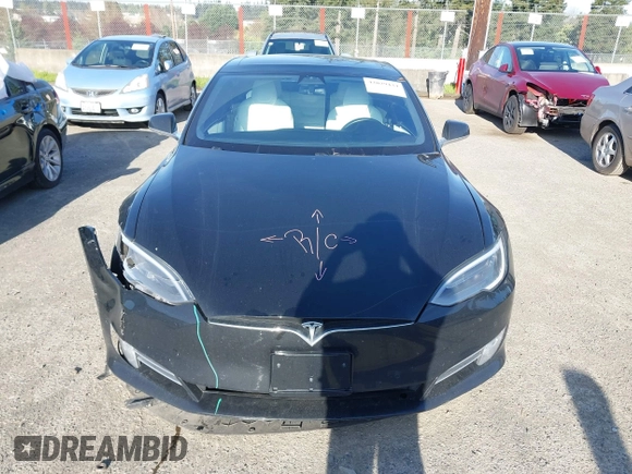 2018 Tesla Model S 75D with VIN 5YJSA1E28JF273809, listed as a IAAI auction lot 42029434 with 85,972 mi miles and . Bid and sale history available at DreamBid. Image 12.