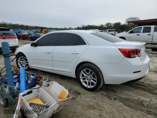 2015 Chevrolet Malibu LT with VIN 1G11C5SL1FF236462, listed as a Copart auction lot 87147544 with 138,115 mi miles and Salvage Title. Bid and sale history available at carsss.com. Image 2.