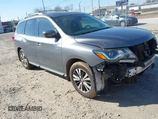 2017 Nissan Pathfinder S with VIN 5N1DR2MN1HC903322, listed as a IAAI auction lot 41513482 with 131,078 mi miles. Bid and sale history available at carsss.com. Image 1.