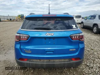 2018 Jeep Compass Altitude with VIN 3C4NJDBB1JT393536, listed as a Copart auction lot 57958345 with 67,612 mi miles and Clean title. Bid and sale history available at DreamBid. Image 6.