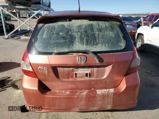 2007 Honda Fit Sport with VIN JHMGD38637S038204, listed as a Copart auction lot 84936024 with 199,066 mi miles and Salvage title. Bid and sale history available at DreamBid. Image 6.