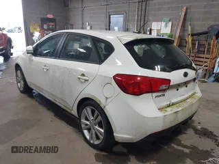 2011 Kia Forte SX с VIN KNAFW5A36B5356213, выставлен на аукционе IAAI как лот 42322381 с пробегом 133 679 миль миль и . История ставок и продаж доступна на DreamBid. Изображение 3.