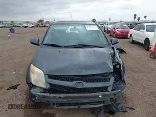 2006 Scion xA z VIN JTKKT604960145352, wystawiony jako IAAI lot #42048930 z przebiegiem 171 586 mil mil oraz . Historia ofert i sprzedaży dostępna na DreamBid. Obrazek 13.