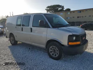 2009 GMC Savana Cargo Van with VIN 1GTFG15X091107882, listed as a Copart auction lot 47825745 with 357,222 mi miles and Salvage Title. Bid and sale history available at carsss.com. Image 4.