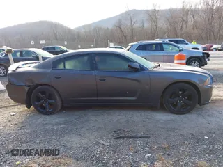 2014 Dodge Charger SXT with VIN 2C3CDXHG1EH115998, listed as a IAAI auction lot 41661367 with 155,327 mi miles. Bid and sale history available at carsss.com. Image 13.