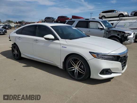 2022 Honda Accord Touring with VIN 1HGCV3F90NA022332, listed as a Copart auction lot 49904235 with 31,538 mi miles and Clean title. Bid and sale history available at DreamBid. Image 4.