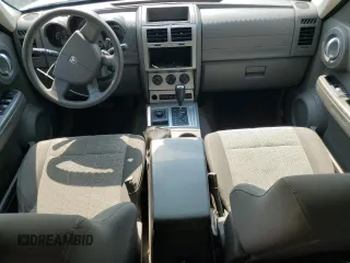 2007 Dodge Nitro SXT with VIN 1D8GU28K27W663633, listed as a Copart auction lot 59552285 with 207,350 mi miles and Clean title. Bid and sale history available at DreamBid. Image 8.