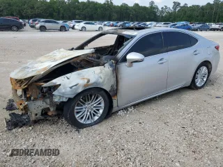 2013 Lexus ES 4dr Sdn with VIN JTHBK1GG9D2072738, listed as a Copart auction lot 54918655 with Not Provided miles and Non Repairable. Bid and sale history available at carsss.com. Image 1.