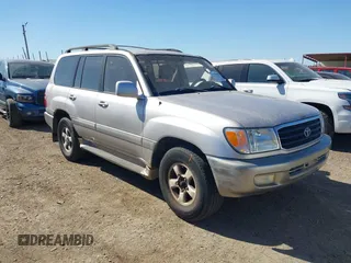 2000 Toyota Land Cruiser with VIN JT3HT05J7Y0080845, listed as a IAAI auction lot 41775966 with 187,436 mi miles. Bid and sale history available at carsss.com. Image 1.