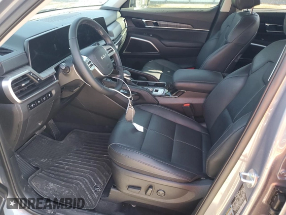 2024 Kia Telluride EX with VIN 5XYP34GC9RG454039, listed as a Copart auction lot 42808695 with 10,272 mi miles and Salvage title. Bid and sale history available at DreamBid. Image 7.