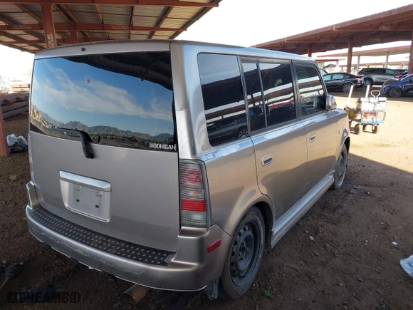 2005 Scion xB with VIN JTLKT334850214892, listed as a IAAI auction lot 42088511 with 1 mi miles. Bid and sale history available at carsss.com. Image 4.