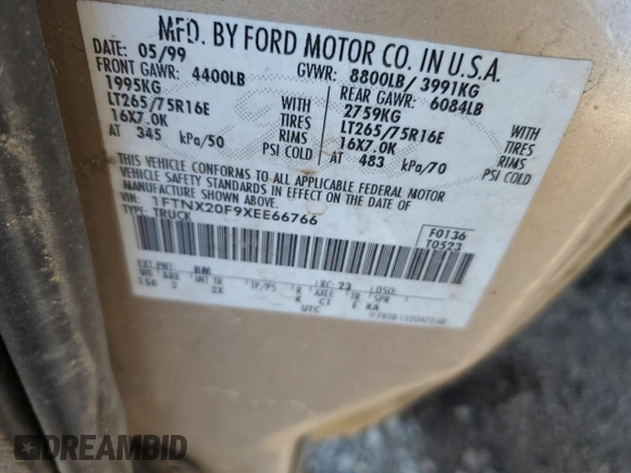 1999 Ford F-250 XL with VIN 1FTNX20F9XEE66766, listed as a Copart auction lot 46595795 with 571,503 mi miles and Salvage title. Bid and sale history available at DreamBid. Image 12.