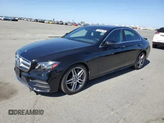 2019 Mercedes-Benz E 300 z VIN WDDZF4JB5KA583374, wystawiony jako Copart lot #57626215 z przebiegiem 53 891 mil mil oraz Szkoda całkowita • Salvage title. Historia ofert i sprzedaży dostępna na DreamBid. Obrazek 1.