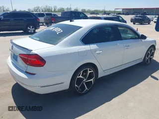 2016 Volkswagen Passat SE z VIN 1VWBS7A3XGC064217, wystawiony jako IAAI lot #41864169 z przebiegiem 136 053 mil mil oraz . Historia ofert i sprzedaży dostępna na DreamBid. Obrazek 4.