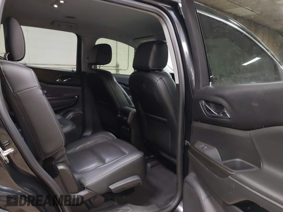 2018 GMC Acadia SLT z VIN 1GKKNULS6JZ214930, wystawiony jako IAAI lot #41850678 z przebiegiem 110 447 mil mil oraz . Historia ofert i sprzedaży dostępna na DreamBid. Obrazek 8.