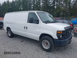 2009 Ford Econoline Cargo Commercial z VIN 1FTNE14W09DA19620, wystawiony jako IAAI lot #42425547 z przebiegiem Nie podano mil oraz . Historia ofert i sprzedaży dostępna na DreamBid. Obrazek 1.