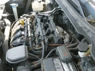 2010 Hyundai Tucson GLS z VIN KM8JT3AC2AU073432, wystawiony jako IAAI lot #42738478 z przebiegiem 192 990 mil mil oraz . Historia ofert i sprzedaży dostępna na DreamBid. Obrazek 16.