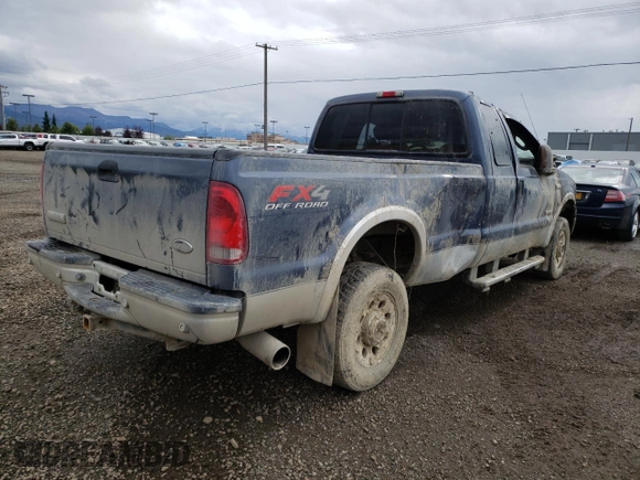 2006 Ford Super Duty F-250 XL with VIN 1FTSX21PX6EA16150, listed as a Copart auction lot 70877024 with 253,706 mi miles and Salvage Title. Bid and sale history available at carsss.com. Image 3.