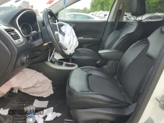2017 Jeep Compass Latitude с VIN 3C4NJDBB1HT650656, выставлен на аукционе Copart как лот 57285335 с пробегом 60 254 миль миль и Списание • Salvage title. История ставок и продаж доступна на DreamBid. Изображение 7.