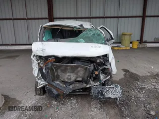 2019 Chevrolet Express Cargo z VIN 1GCWGBFG0K1248106, wystawiony jako IAAI lot #41415517 z przebiegiem Nie podano mil oraz . Historia ofert i sprzedaży dostępna na DreamBid. Obrazek 12.
