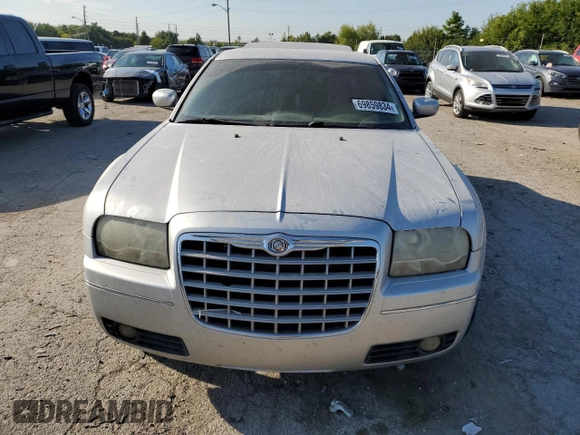 2006 Chrysler 300 Touring with VIN 2C3KK53G96H100292, listed as a Copart auction lot 69859834 with 189,678 mi miles and Clean Title. Bid and sale history available at carsss.com. Image 5.