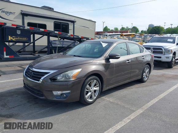 2014 Nissan Altima SV with VIN 1N4AL3APXEC134101, listed as a IAAI auction lot 42102731 with 178,791 mi miles and . Bid and sale history available at DreamBid. Image 2.