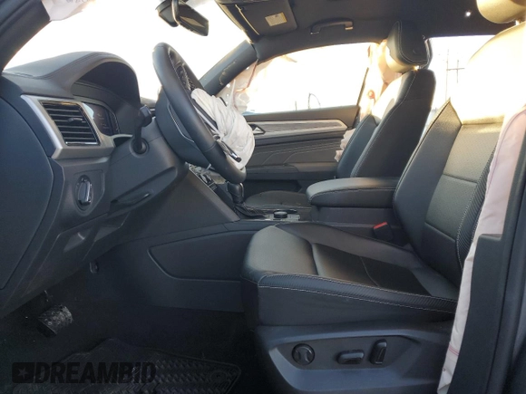 2022 Volkswagen Atlas SE with VIN 1V2KC2CA4NC228197, listed as a Copart auction lot 81079604 with 18,780 mi miles and Salvage title. Bid and sale history available at DreamBid. Image 7.