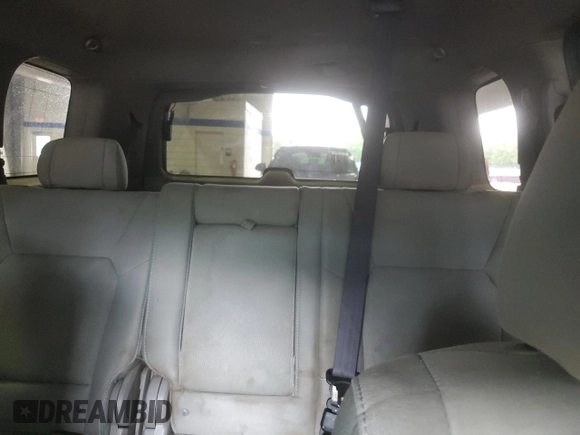 2010 Honda Pilot LX z VIN 5FNYF4H20AB025871, wystawiony jako Copart lot #58636105 z przebiegiem 236 713 mil mil oraz Czysty tytuł • Clean title. Historia ofert i sprzedaży dostępna na DreamBid. Obrazek 10.