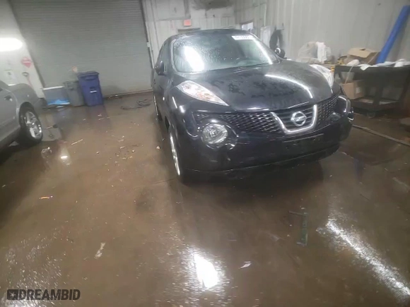 2014 Nissan Juke S with VIN JN8AF5MV1ET358238, listed as a Copart auction lot 42133665 with 100,801 mi miles and Salvage Title. Bid and sale history available at carsss.com. Image 14.
