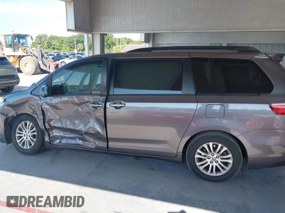 2017 Toyota Sienna XLE Auto Access Seat with VIN 5TDYZ3DC0HS835216, listed as a IAAI auction lot 42342681 with 128,333 mi miles and . Bid and sale history available at DreamBid. Image 14.