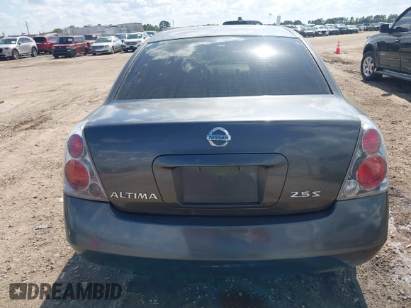 2005 Nissan Altima 2.5 S with VIN 1N4AL11D65C272888, listed as a IAAI auction lot 41895448 with 140,928 mi miles. Bid and sale history available at carsss.com. Image 17.