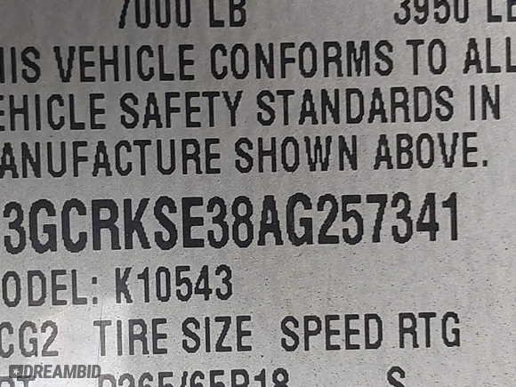 2010 Chevrolet Silverado 1500 LT with VIN 3GCRKSE38AG257341, listed as a IAAI auction lot 41592371 with 136,872 mi miles. Bid and sale history available at carsss.com. Image 9.