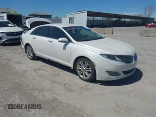 2014 Lincoln MKZ z VIN 3LN6L2GK9ER822240, wystawiony jako IAAI lot #41868097 z przebiegiem 168 335 mil mil oraz . Historia ofert i sprzedaży dostępna na DreamBid. Obrazek 1.