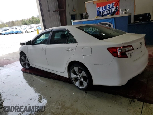 2014 Toyota Camry L with VIN 4T1BF1FKXEU743198, listed as a Copart auction lot 47455245 with 104,493 mi miles and Salvage Title. Bid and sale history available at carsss.com. Image 2.