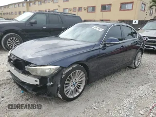 2012 BMW 3 Series 328i z VIN WBA3A5G51CNP17682, wystawiony jako Copart lot #59619485 z przebiegiem 100 936 mil mil oraz Szkoda całkowita • Salvage title. Historia ofert i sprzedaży dostępna na DreamBid. Obrazek 1.