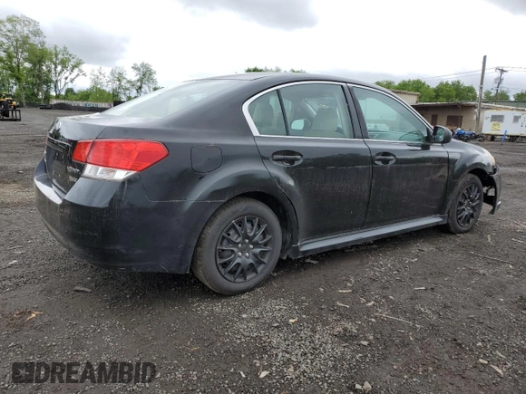 2011 Subaru Legacy 2.5i z VIN 4S3BMBA62B3232418, wystawiony jako Copart lot #58913795 z przebiegiem 160 138 mil mil oraz Szkoda całkowita • Salvage title. Historia ofert i sprzedaży dostępna na DreamBid. Obrazek 3.