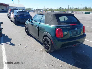 2016 MINI Convertible с VIN WMWWG5C51G3C19231, выставлен на аукционе IAAI как лот 41805261 с пробегом 93 573 миль миль и . История ставок и продаж доступна на DreamBid. Изображение 3.