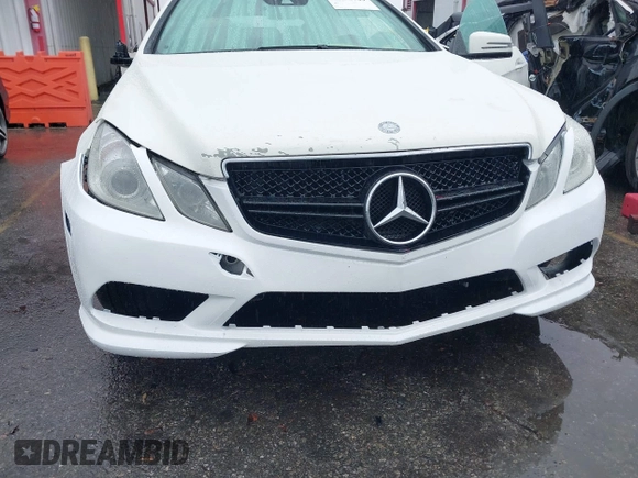 2012 Mercedes-Benz E 350 with VIN WDDKK5KF3CF164187, listed as a IAAI auction lot 41481949 with 111,693 mi miles and . Bid and sale history available at DreamBid. Image 6.