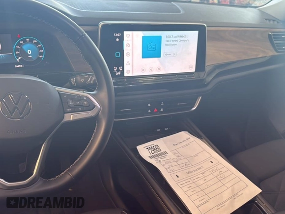 2024 Volkswagen Atlas SE with VIN 1V2HR2CA2RC553977, listed as a IAAI auction lot 42731405 with 24,692 mi miles and . Bid and sale history available at DreamBid. Image 8.