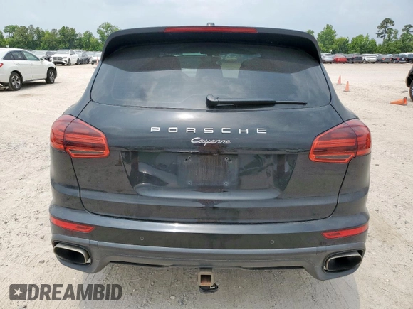 2017 Porsche Cayenne с VIN WP1AA2A23HKA85783, выставлен на аукционе Copart как лот 57701125 с пробегом 116 273 миль миль и Списание • Salvage title. История ставок и продаж доступна на DreamBid. Изображение 6.