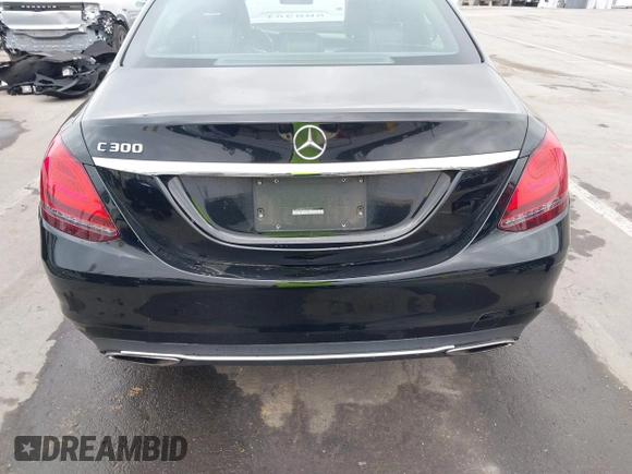 2019 Mercedes-Benz C 300 with VIN 55SWF8DB2KU298654, listed as a IAAI auction lot 42153735 with 58,260 mi miles and . Bid and sale history available at DreamBid. Image 17.