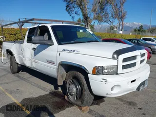 1999 Dodge Ram 2500 with VIN 1B7KC2365XJ625526, listed as a IAAI auction lot 41753846 with 223,271 mi miles. Bid and sale history available at carsss.com. Image 1.